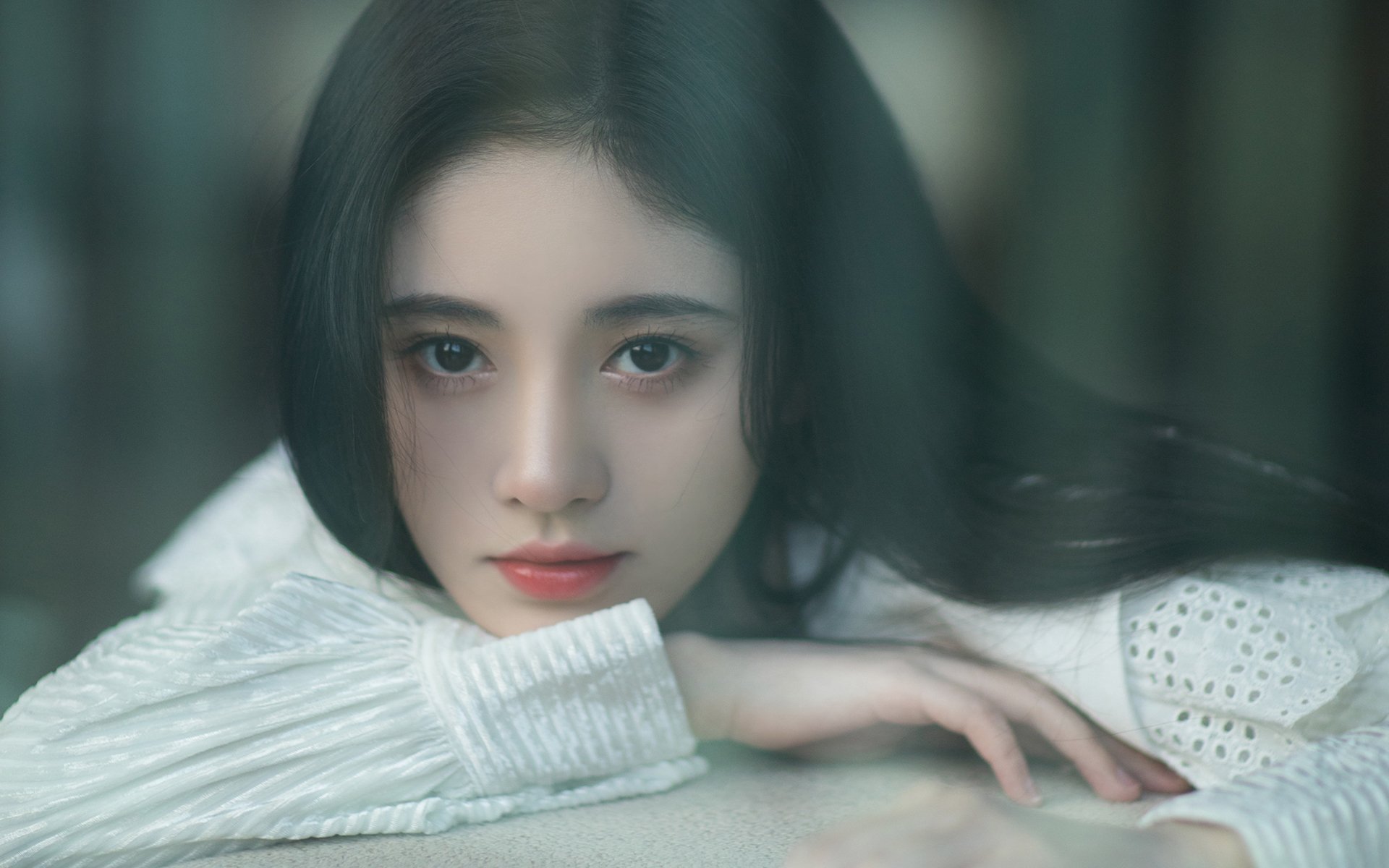 九游-_传统与现代结合：复古风格的网球赛吸引年轻人_，网球古典打法