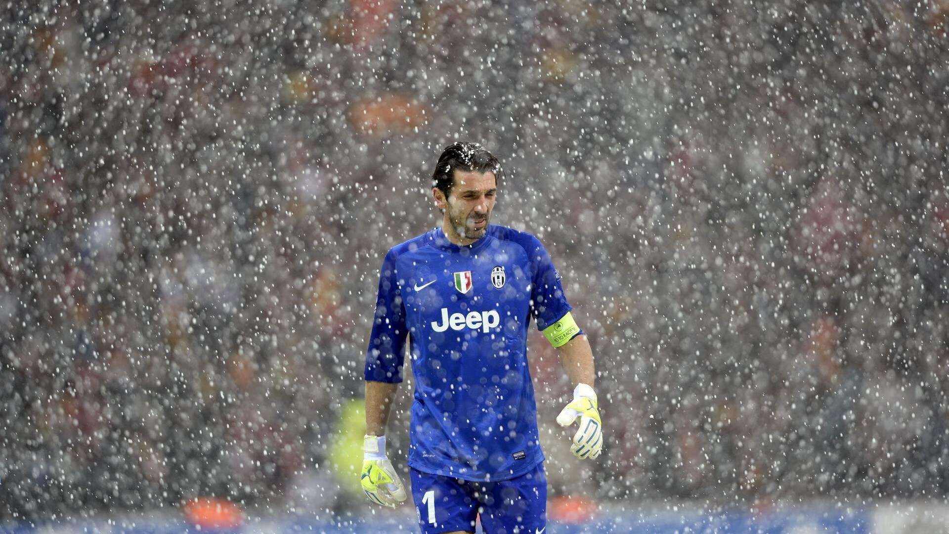 九游平台-水球进攻端希腊队多点开花，希腊女子水球